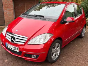 Mercedes-Benz A 180 A 180 Autotronic Avantgarde