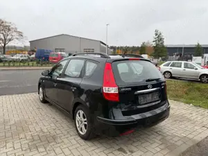 Hyundai i30 cw Classic 2. HAND/TÜV/ Bild 4