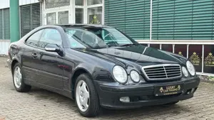 Mercedes-Benz CLK 200 CLK Coupe Avantgarde Top Zustand Garantie PDC