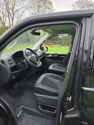 Volkswagen T6 Multivan Kurz Comfortline Bild 2
