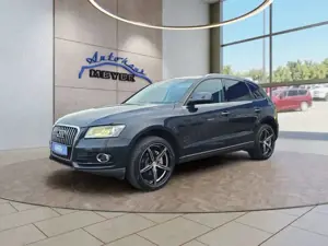 Audi Q5 2.0TDI Quattro AHK/Pano/8*Alu/Navi/Kamera