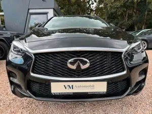 Infiniti Q30 360Kam*Memory*ACC*Bose*Pano*Leder*8Fach Bild 3