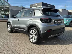 Jeep Avenger Altitude SHZ Navi Kam Andr.CarPlay M+S Bild 3