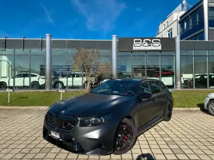 BMW M5 Touring ACC,HUD,BW,360,M DRIVE PROFESSIONAL Bild 2