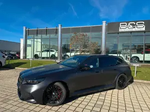 BMW M5 Touring ACC,HUD,BW,360,M DRIVE PROFESSIONAL Bild 4