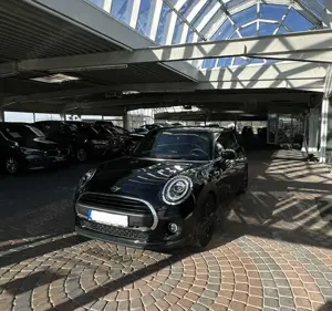 MINI One Blackyard