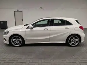 Mercedes-Benz A 200 AMG-Line Stdhzg/Xenon/Navi/Pano/SHZ/Kam Bild 2
