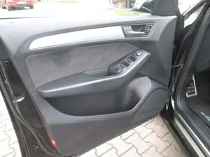Audi SQ5 3.0 TDI quattro tiptr. AHK XENON NAVI STHZG SHZG Bild 3
