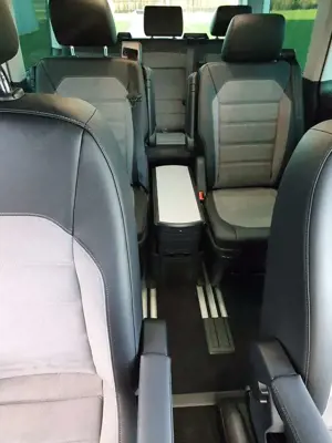 Volkswagen T6.1 Multivan Multivan T6.1 DSG Kurz 4MOTION Highline Bild 2