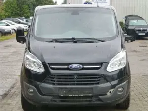 Ford Transit Tourneo Custom Kombi 300 L1-MOTOR UNRUHIG Bild 2