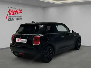 MINI Cooper 1.5 Works Look Aut. *AUT*NAVI  MEHR!* Bild 4