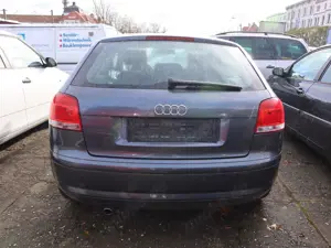 Audi A3 1.6 Ambition Bild 5
