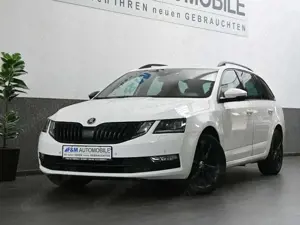 Skoda Octavia 2.0 TDI DSG Style  Navi PDC Sitzhz ACC Bild 2