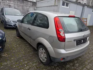 Ford Fiesta **BASTLERFAHRZEUG - FESTPREIS** Bild 4