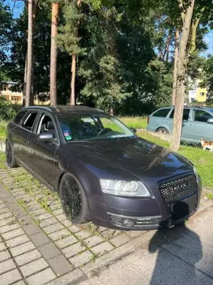 Audi A6 Avant 3.0 TDI DPF quattro tiptronic