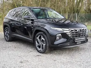 Hyundai TUCSON 1.6 T-GDI 4WD  NAVI TEMPOMAT PDC KAMERA Bild 3