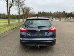 Ford Focus 1.6 Turnier Trend Bild 4