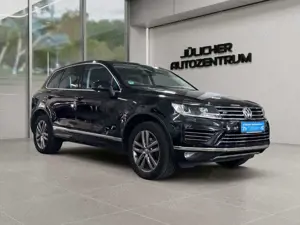 Volkswagen Touareg V6 TDI Terrain Tech 4Motion R-Line