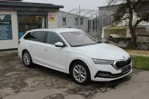 Skoda Octavia 2,0 TDI Combi First Edition+LED+NAV+Virt