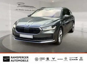 Skoda Superb Combi 2.0 TDI DSG Selection 4x4 AHK Navi