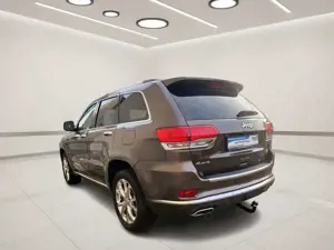 Jeep Grand Cherokee 3.0 CRD Summit*TÜV NEU*GARANTIE Bild 4