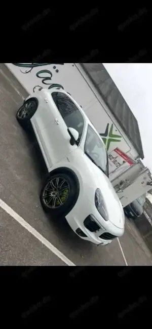 Porsche Cayenne S Hybrid Tiptronic Luftfederung Panorama Bild 2