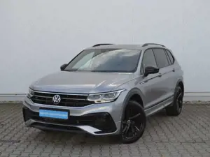 Volkswagen Tiguan Allspace 2.0 TDI 200 PS 4M DSG VOLL R-Line BLACK-STYLE/AHK Bild 2