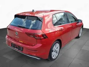 Volkswagen Golf 2.0 TDI DSG STYLE AHK NAVI KAMERA SHZ KLIMA KEYLE Bild 5
