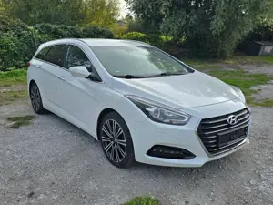 Hyundai i40 i40cw Diesel Kombi blue 1.7 CRDi Premium