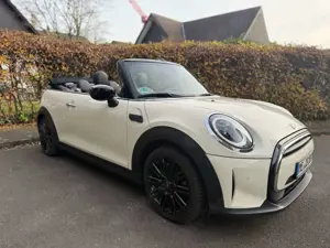MINI Cooper Cabrio Mini Cooper Cabrio Aut.MINI Yours Trim Bild 1