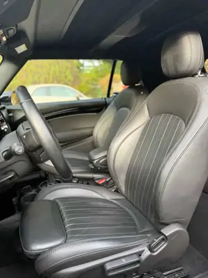 MINI Cooper Cabrio Mini Cooper Cabrio Aut.MINI Yours Trim Bild 4