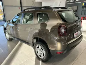 Dacia Duster TCe 100 2WD Comfort Rückfahrkamera Bild 4