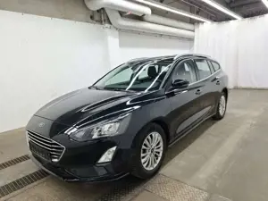 Ford Focus Titanium LED Navi AppleCarPlay PDC GRA SHZ LHZ