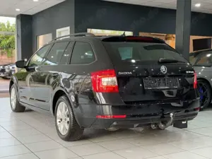 Skoda Octavia Combi Tour*AUTOMATIK*AHK* Bild 4