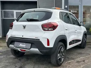 Dacia Spring Electric Comfort Plus Bild 5