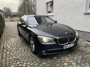BMW 740