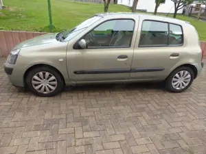 Renault Clio Clio 1.2 16V Privilege