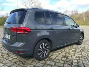 Volkswagen Touran Touran 2.0 TDI SCR ACTIVE Standheiz. AHK Navi