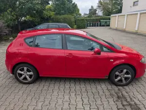 SEAT Leon 1.6 Reverence Bild 4