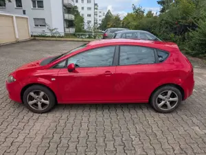 SEAT Leon 1.6 Reverence Bild 3