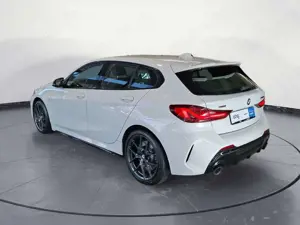 BMW 135 i xDrive LED HIFI NAVI Bild 4