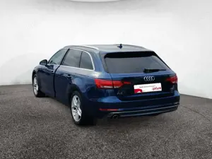 Audi A4 2.0 TDI sport Bild 4
