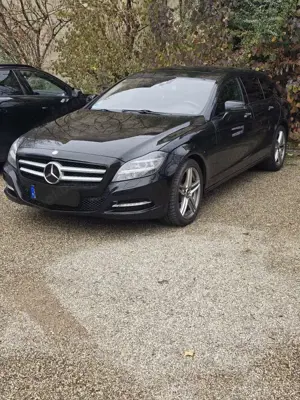 Mercedes-Benz CLS 350 Shooting Brake CDI 4Matic DPF B.EFF 7G-TR Bild 3
