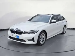 BMW 320 d xDrive Touring Innovationsp. AHK Bild 2