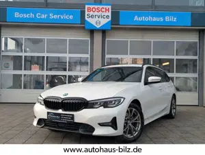 BMW 320 d xDrive Sport Line*Autom*Kamera*LED Bild 1