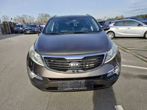 Kia Sportage Sportage 2.0 CRDi 4WD Automatik Standheizung