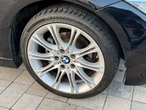 BMW 320 i*Garantie*Bi-Xenon*Navi*Panorama Bild 4