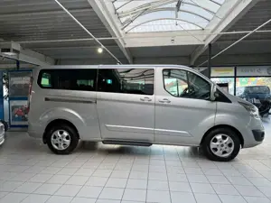 Ford Tourneo Custom 2.0 TDCi*Navi*DAB*Klima* Bild 5