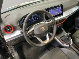 SEAT Arona 1.0 TSI FR / LED ACC RFK Bild 4