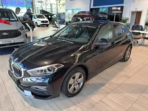 BMW 118 i Advantage ACC LED SHZ Klima PDC Kam. Bild 2